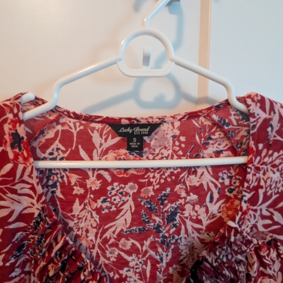 Lucky Brand top - Picture 2 of 2